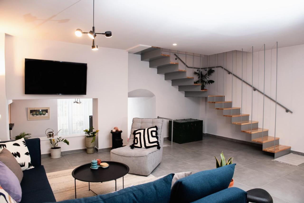 Aelia 110 Sq.M. Luxury Apartment Nafplio Bagian luar foto