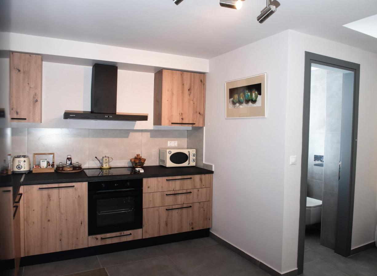 Aelia 110 Sq.M. Luxury Apartment Nafplio Bagian luar foto