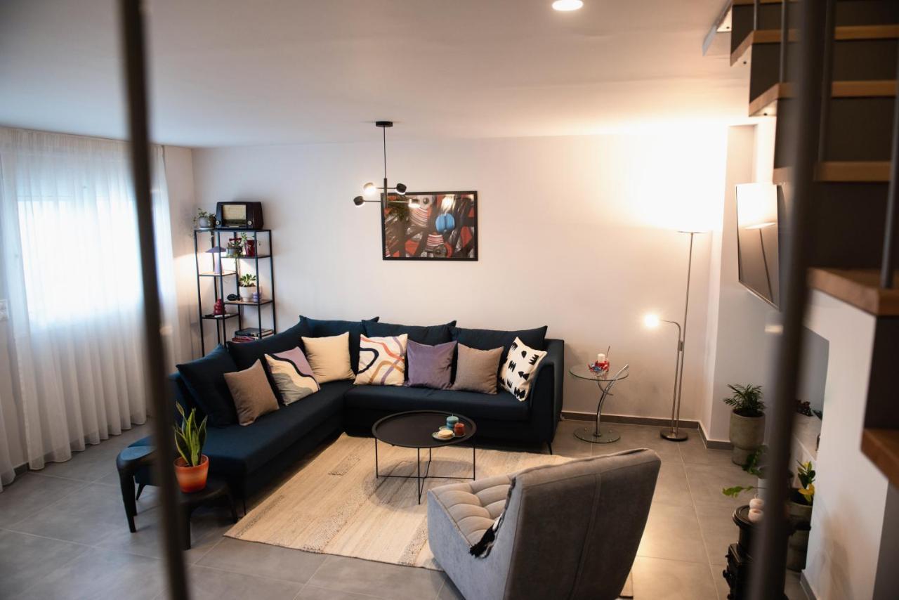 Aelia 110 Sq.M. Luxury Apartment Nafplio Bagian luar foto